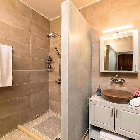 Barozziana Private Heated Pool & Jacuzzi 别墅